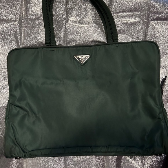 Prada green - Picture 12 of 13